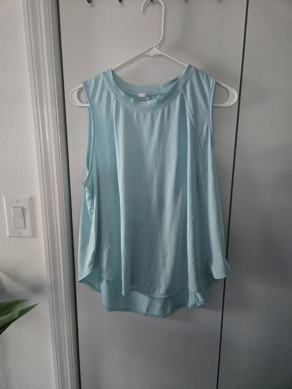 Yogalicious Aqua Flowy Sleeveless Tank Top